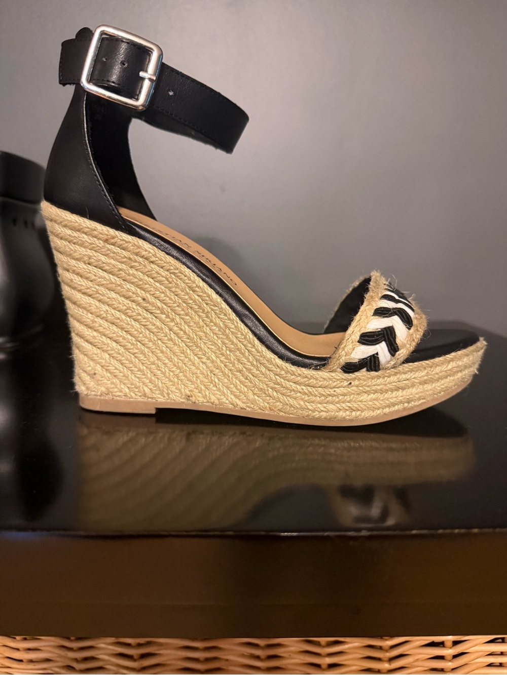 Wedge Sandals with Black and White Detail - Picture 2 of 5